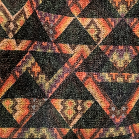 Lularoe Madison - Picture 2 of 4